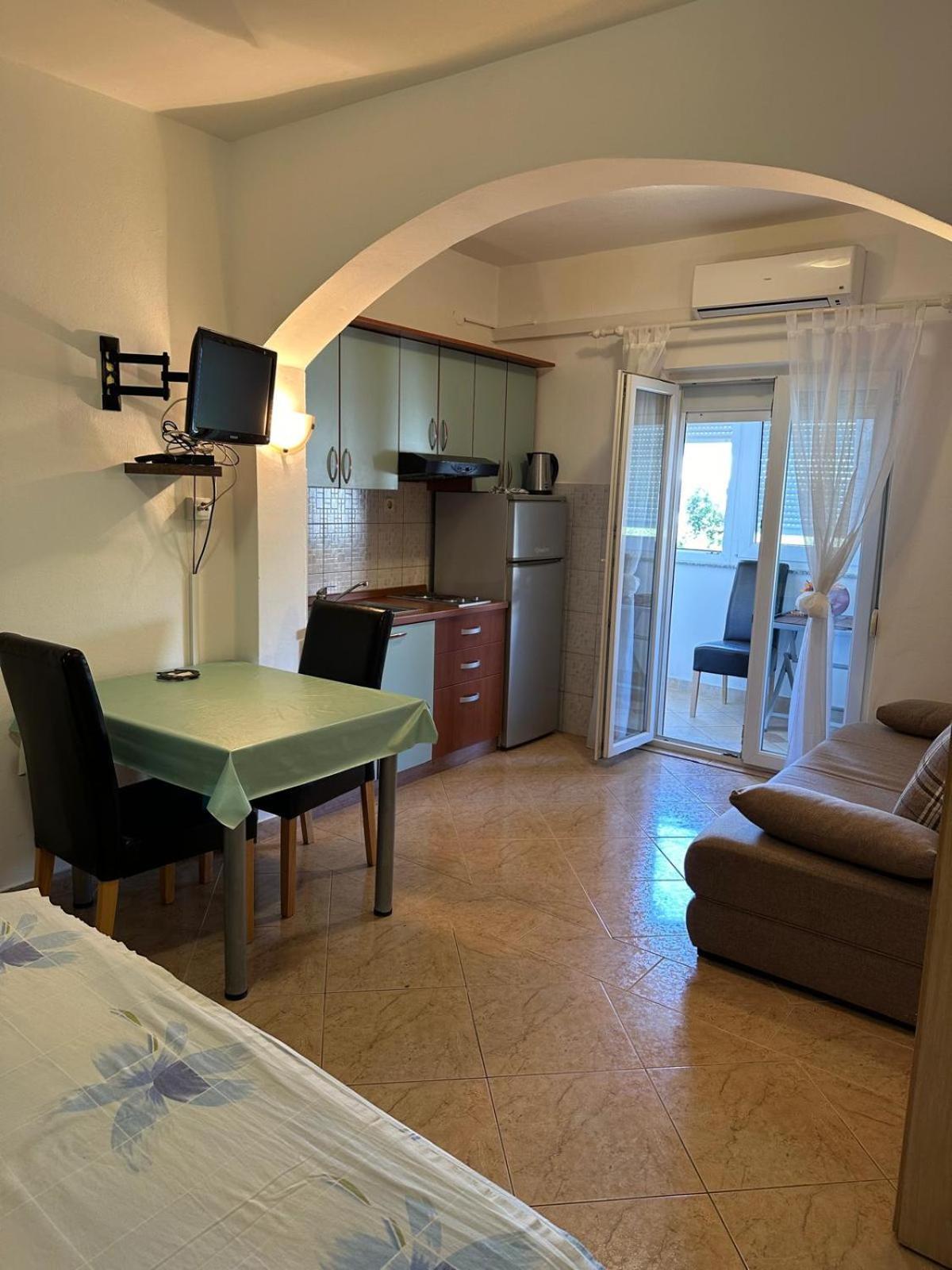 Apartmani Andelo, Tommy, Leon Bibinje Exteriér fotografie